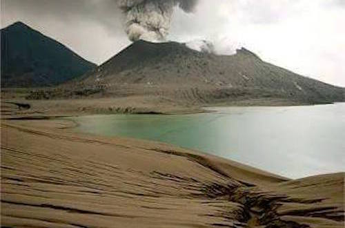 Volcano_Papua New Guinea